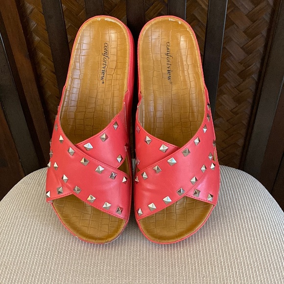COMFORTVIEW - Gia Studded Sandal Coral 11W - Picture 1 of 7